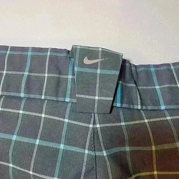 Nike Mens Golf Shorts Size 32 Medium Fit Dry G Performance Sports Outdoor - Picture 2 of 6